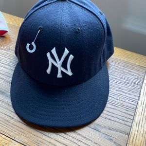 New York Yankees hat size 7 1/2